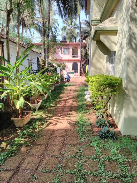 Flower Holiday Home In Landmark Dawn Calangute Buitenkant foto